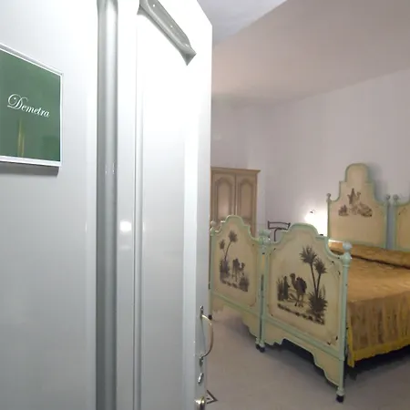 Domo Peonia Bianca 4*